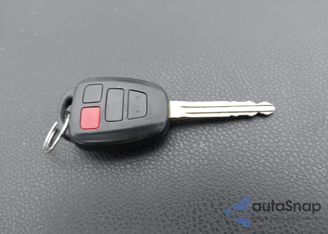 2016 Toyota Corolla S Plus z USA, uszkodzony, nr VIN 2T1BURHE9GC538858